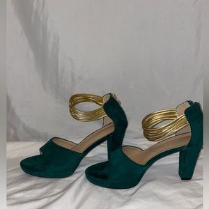 green and gold heels! size 10
